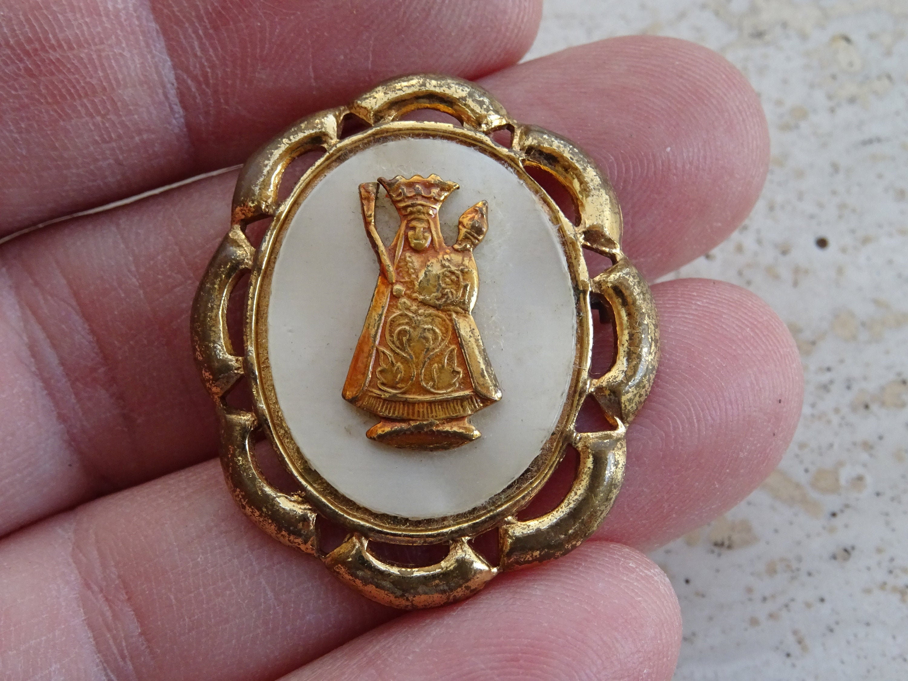 Broche Vintage Catholique Vierge à L'Enfant - Occasion, Bon état Général, Origine France