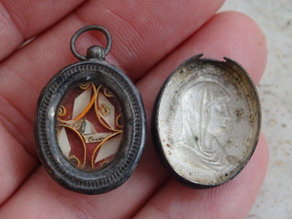Pendentif Religieux Vintage En Argent Sterling - Reliquaire - Occasion