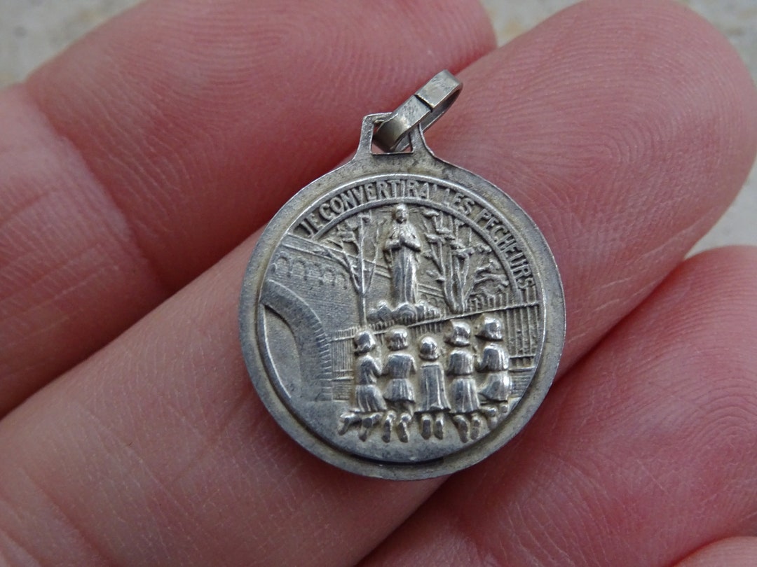 Vintage Medal Pendant Charm of Notre Dame De Beauraing, Our Lady of ...