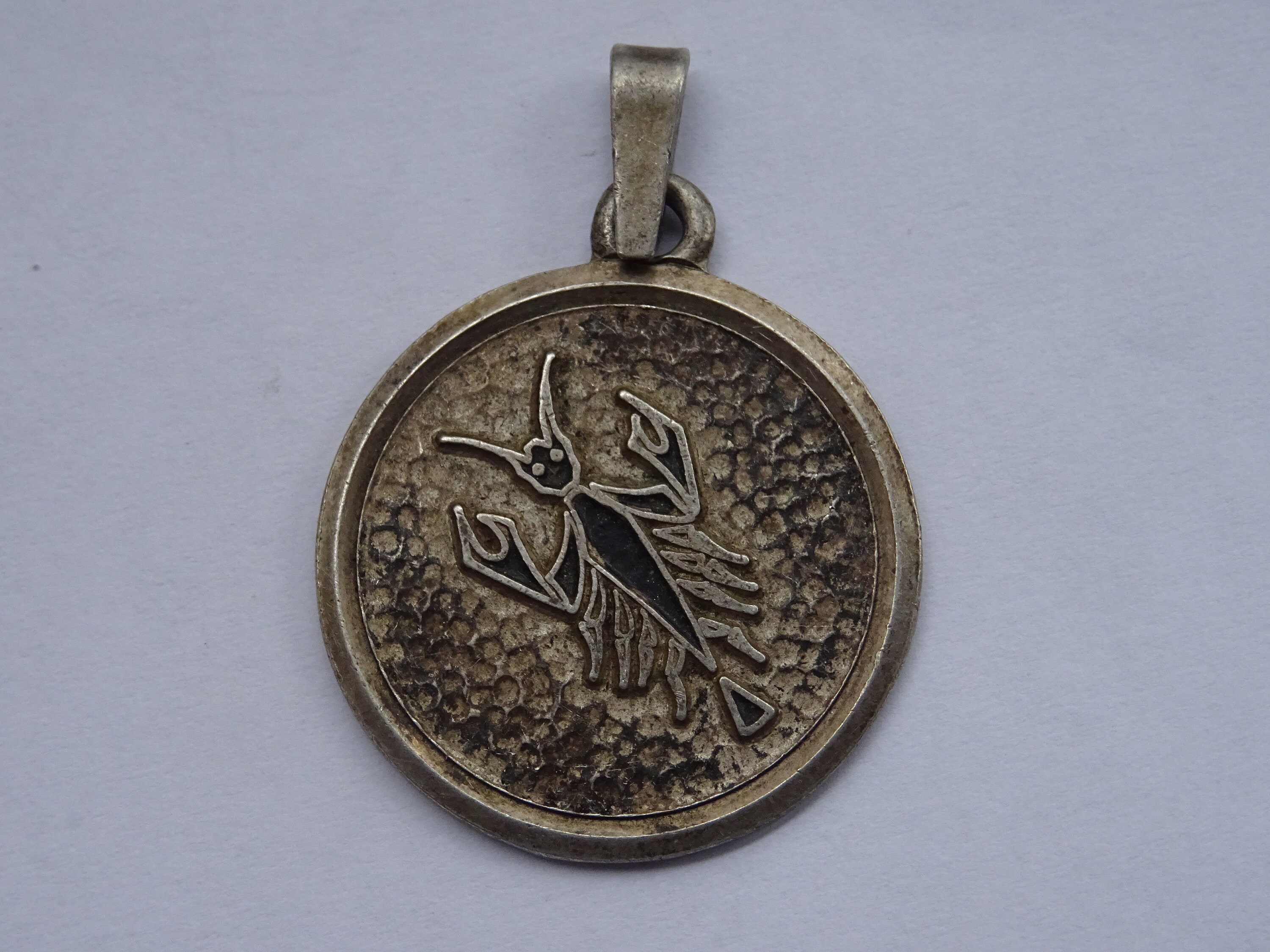 Médaille Ancienne En Argent - Zodiaque Scorpion, 20 Mm - état Correct (réf. N°125)
