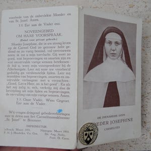 Religieus antiek katholiek kaartschrijn met reliekschrijn van moeder Josephine. ( TT 28 )