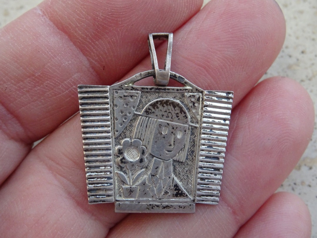 Pendentif Ancien Médaillon Photo - Chardon Doré - Style Antique France - Occasion