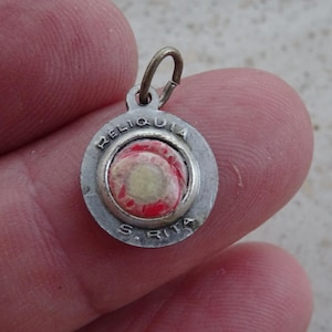 Religious antique French catholic silver plated medaillon Holy charm medallion pendant medal shrine with relic of Saint Rita. ( W 35 )