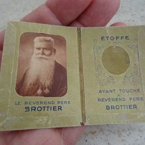Religious antique French catholic relic reliquary shrine of Pere Father Brottier. ( A 9 )