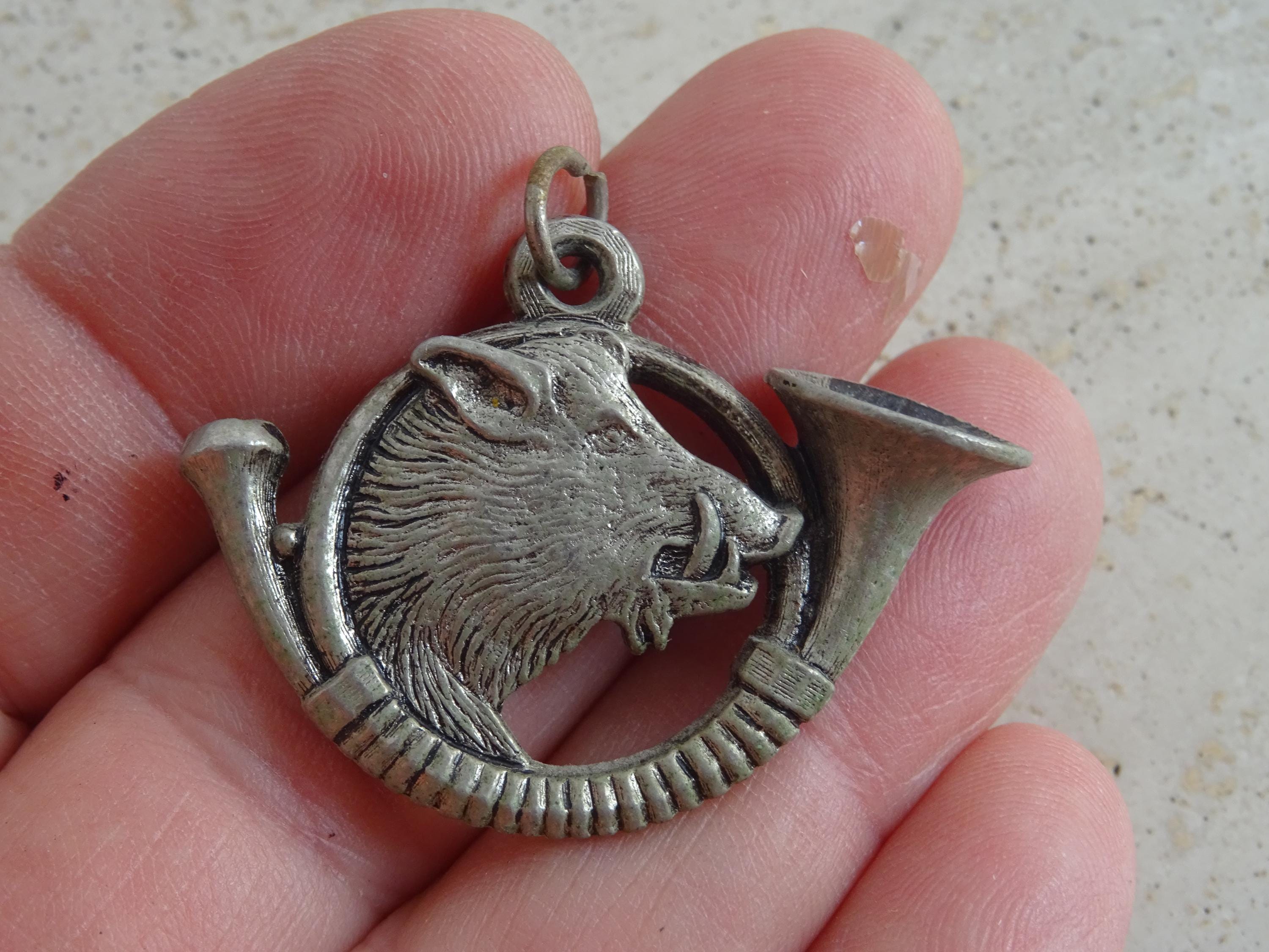 Pendentif Vintage En Argent Massif – Sanglier Assis, Charm Boisé Et Authentique
