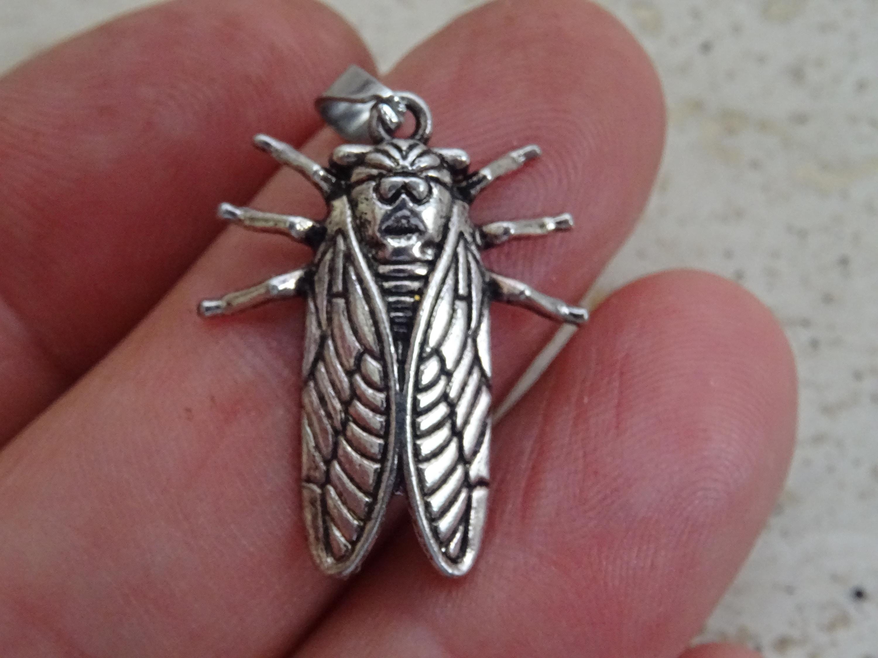 Vintage French silvered medal pendant charm of cicada a cicale, vintage insect cigale bug. ( U 15 )
