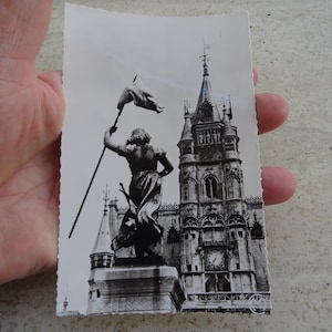 Antieke Franse ongebruikte post prentbriefkaart met standbeeld van Jeanne d'Arc Jeanne d'Arc in 1911 souvenir van Compiègne. ( E 14 )