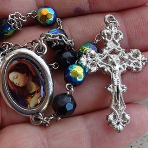Religious Italian vintage silver plated rosary of Corona delle 3 Ave Maria with beads of glass and cross crucifix Holy Jesus Christ. Y 4