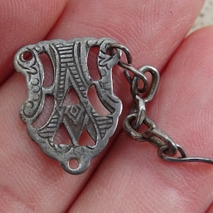 Religious vintage catholic silver plated rosary center medal connector with Holy Virgin Mary. G 35