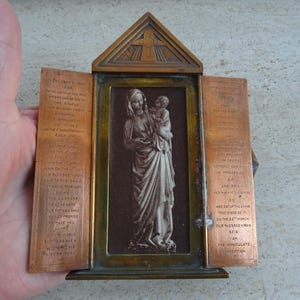 Religious antique art deco copper altar triptych chapel for travelers of Holy Virgin Mary with Holy Child Jesus Christ. ( 5 )