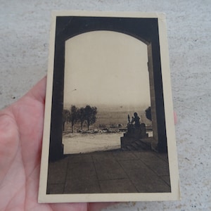 Antigua postal francesa sin usar con estatua monumental de Juana de Arco, recuerdo de Juana de Arco de Domremy. ( B 21 )
