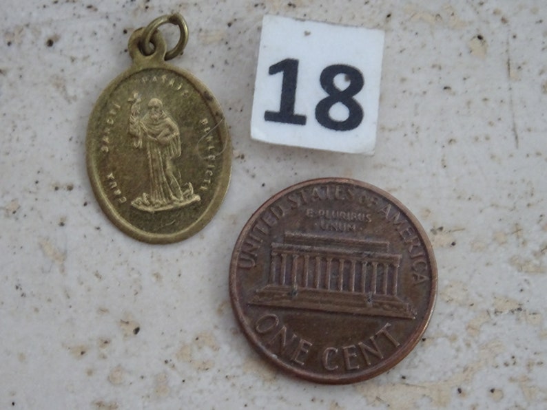 Religious antique copper catholic medal pendant medallion image 9