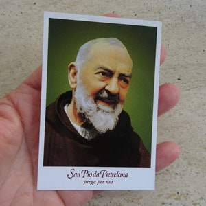 Religious catholic card with photo picture of Padre Father Pio and his Stimata.  R 36