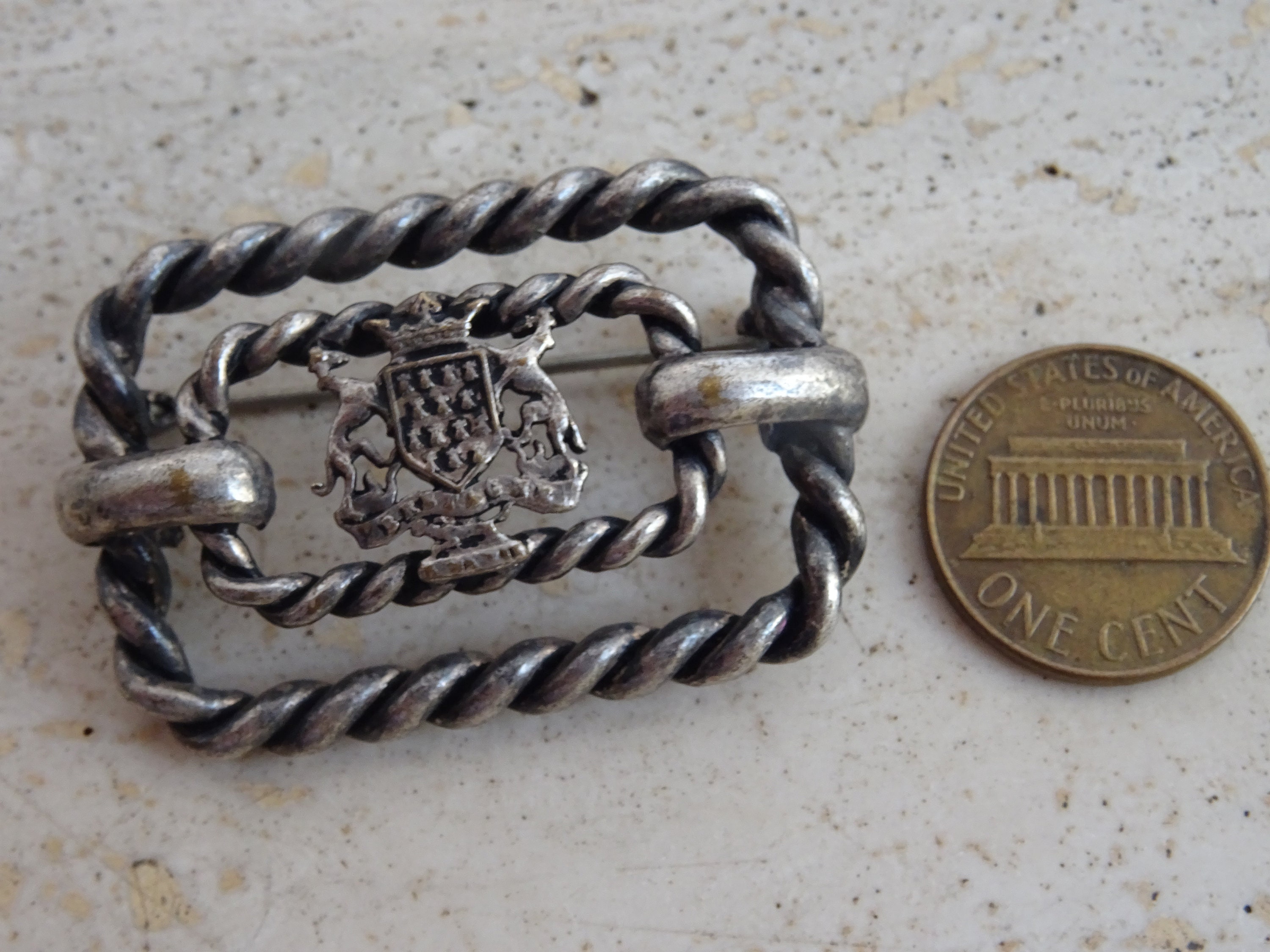 Broche Ancienne Ajourée Aux Armes De La Bretagne – Motif Régional « Bretagne à Ma Vie »