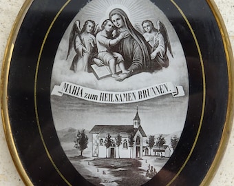 Religiöses Medaillon-Anhängergemälde hinter Glas der Heiligen Jungfrau Maria zum Heilsamen Brunnen in Österreich mit Engelsputten. ( 22 Z)