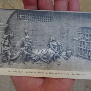 Postal francesa antigua sin usar con estatua conmemorativa de Juana de Arco Juana de Arco recuerdo de Orleans. ( 20 )