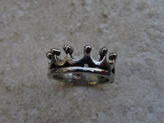 French silver plated ring with crown.  ( A 15 ) - image 5