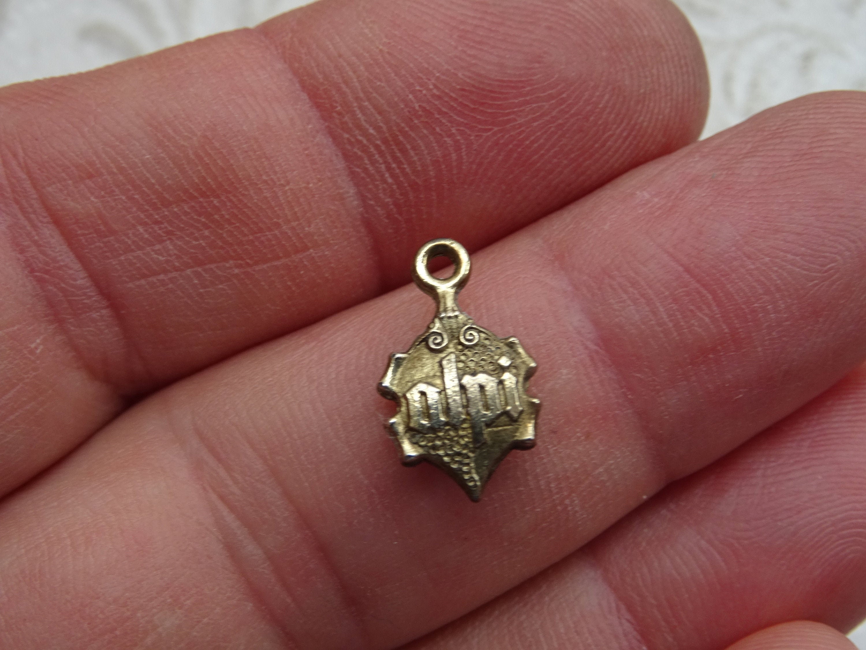 Relierte antike silberne Medaille Pendant medaillon Charme | Etsy