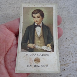 Religieus antiek katholiek kaartschrijn met relikwie van de heilige Dominicus Dominici Savio. (Z33)