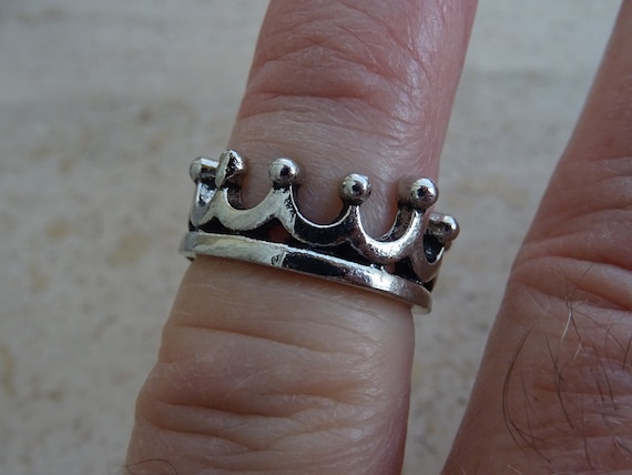 French silver plated ring with crown.  ( A 15 ) - image 3