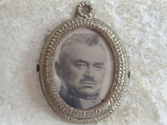 Antique French silver plated photo holder locket … - image 6