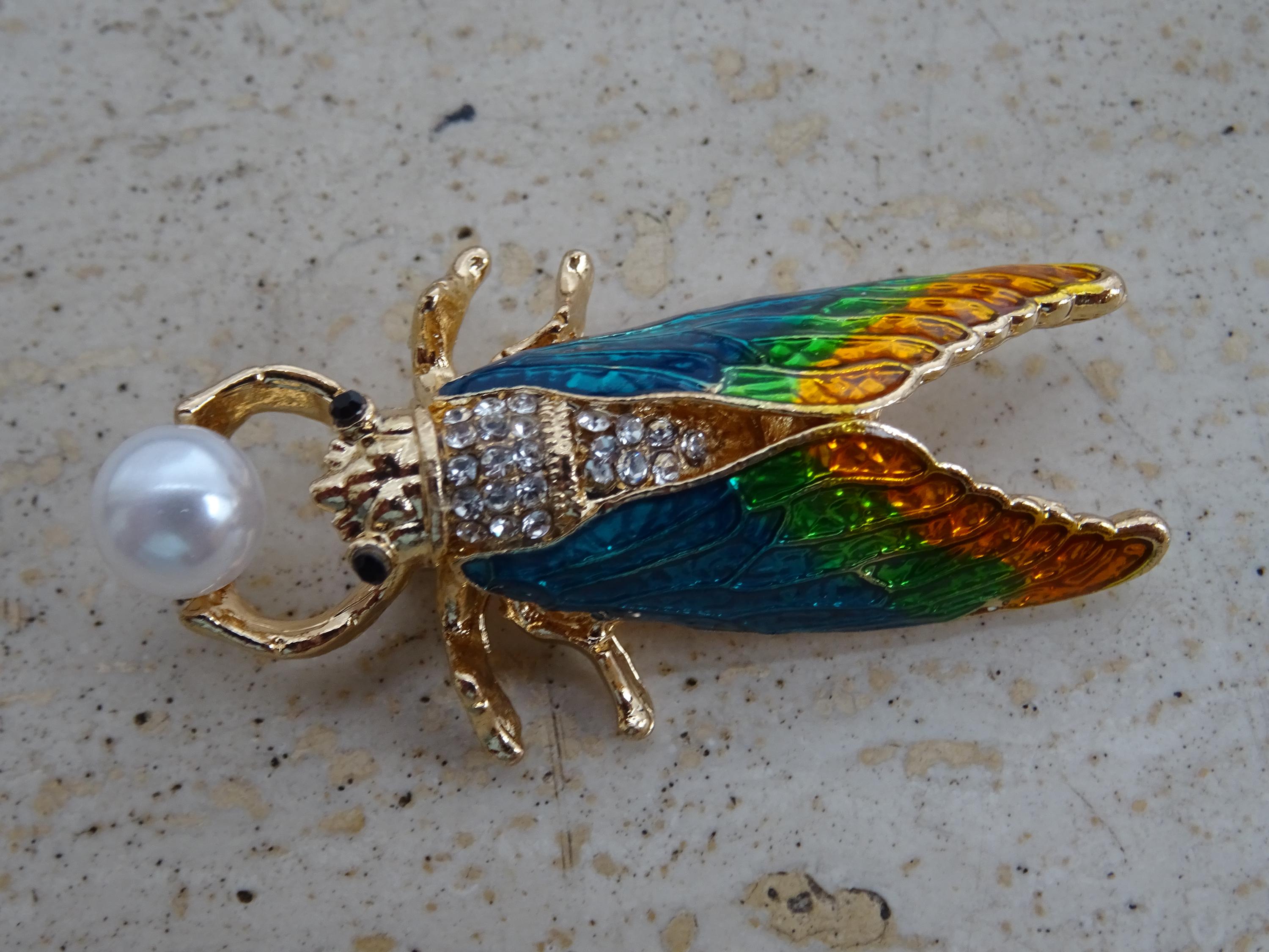 ヴィンテージ フランス セミ ブローチ、セミのブロカント ブローチ