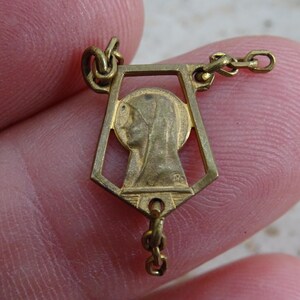 Religious vintage catholic vermeil rosary center medal connector with Holy Virgin Mary. G 31