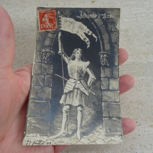 Antigua postal francesa usada con estatua de Juana de Arco Joan recuerdo de Orleans. ( A 26 )