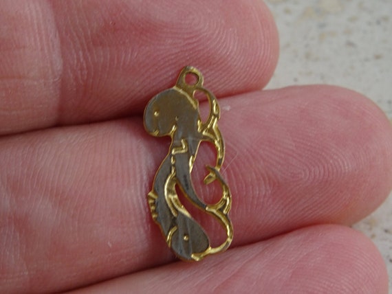 Pendentif Médaillon Signe Du Zodiaque Poisson En Plaqué Or - Occasion, Parfait Pour Les Poissons