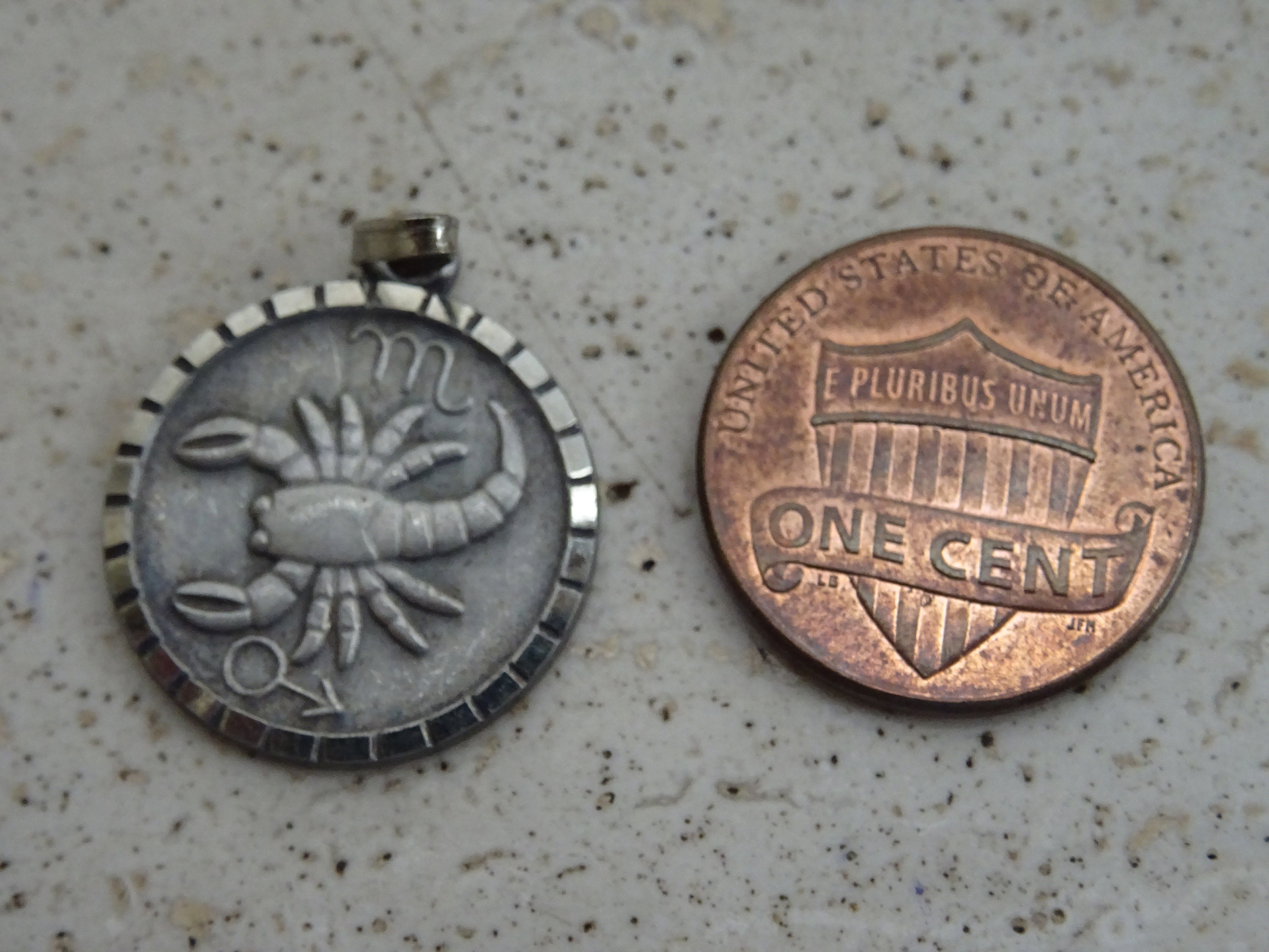 Médaille Zodiaque Argent - SCORPION