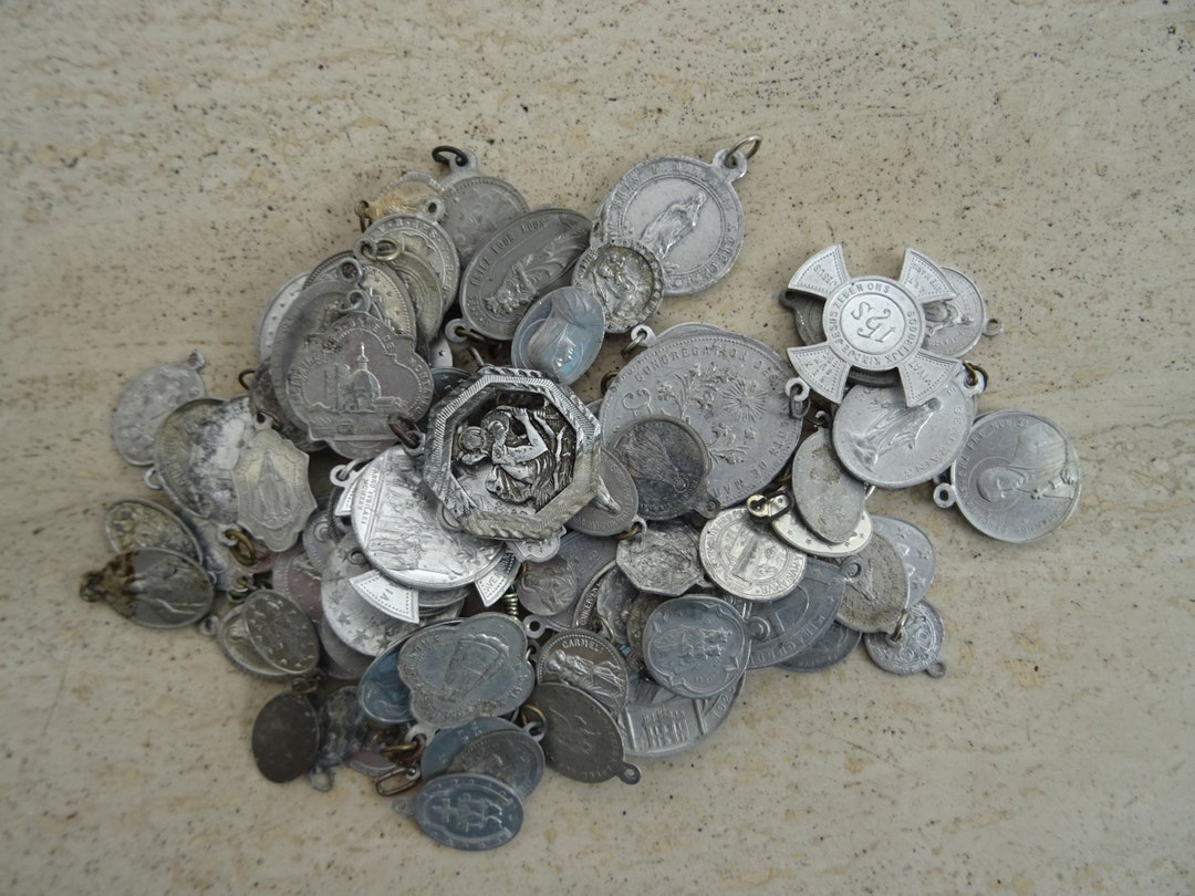 Religious French Catholic Medals Pendants Medaillons Charms Medallions