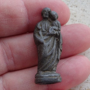 Religious antique catholic  ledden statue of Saint Joseph and Child Jesus. ( 49 )