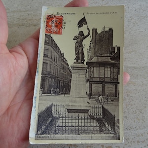 Antieke Frans gebruikte post prentbriefkaart van het feest in honnor van Jeanne d'Arc Jeanne d'Arc in 1911 souvenir van Compiègne. ( E 19 )