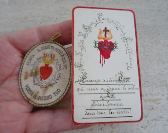 Vintage Sacred Heart of Jesus Devotional Set – French Holy Card & Italian Scapular – Hand Stitched Religious Catholic Devotion ( D E 10 )