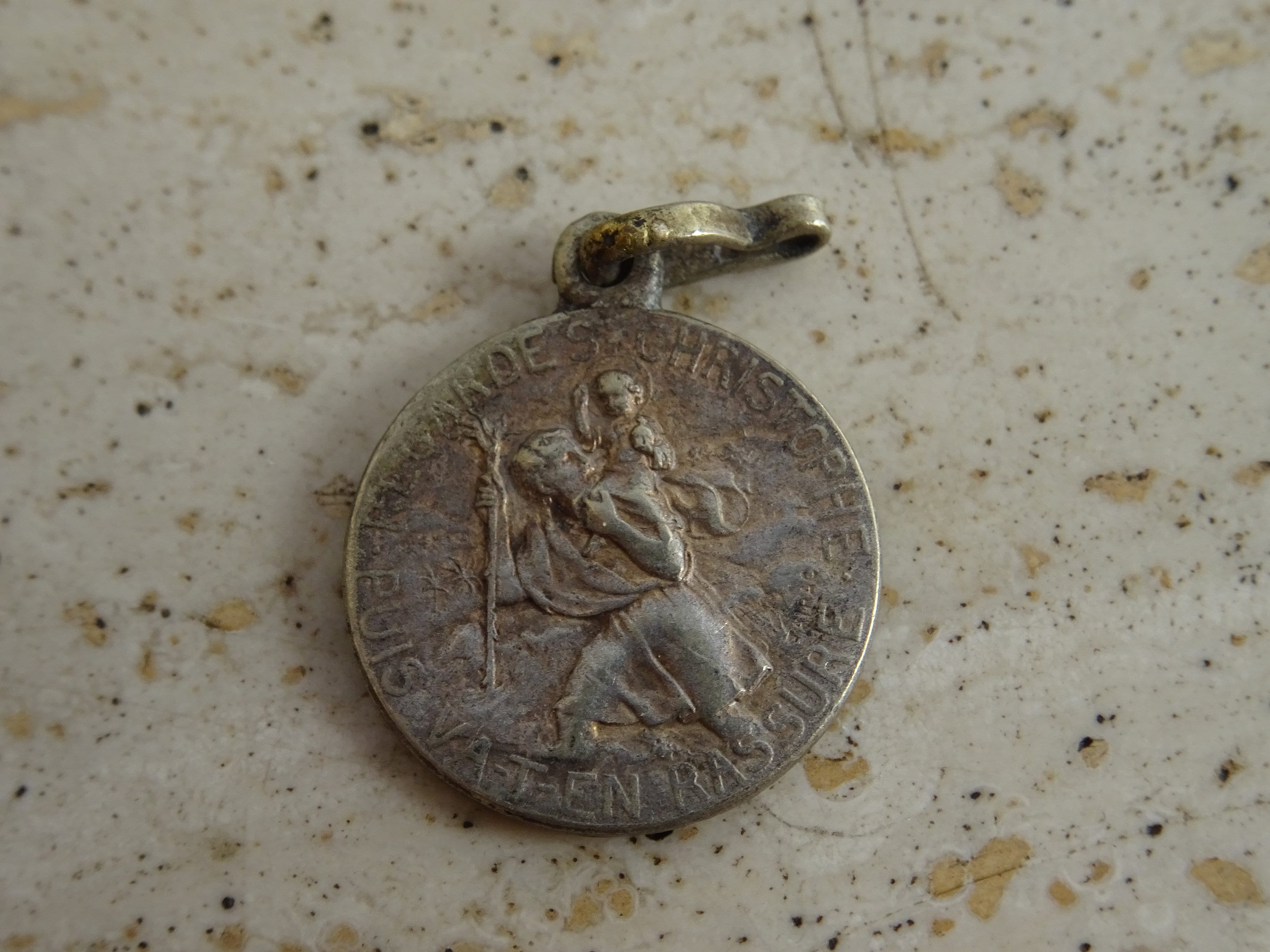 Pendentif En Argent, Médaille Ovale Sacrée Avec Saint Christophe Avec Enfant Ecrit Priez Pour Nous Derriere