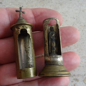 Religious French copper catholic pocket shrine altar chapel relic reliquary with statue of Saint Therese of Lisieux. ( 30 )