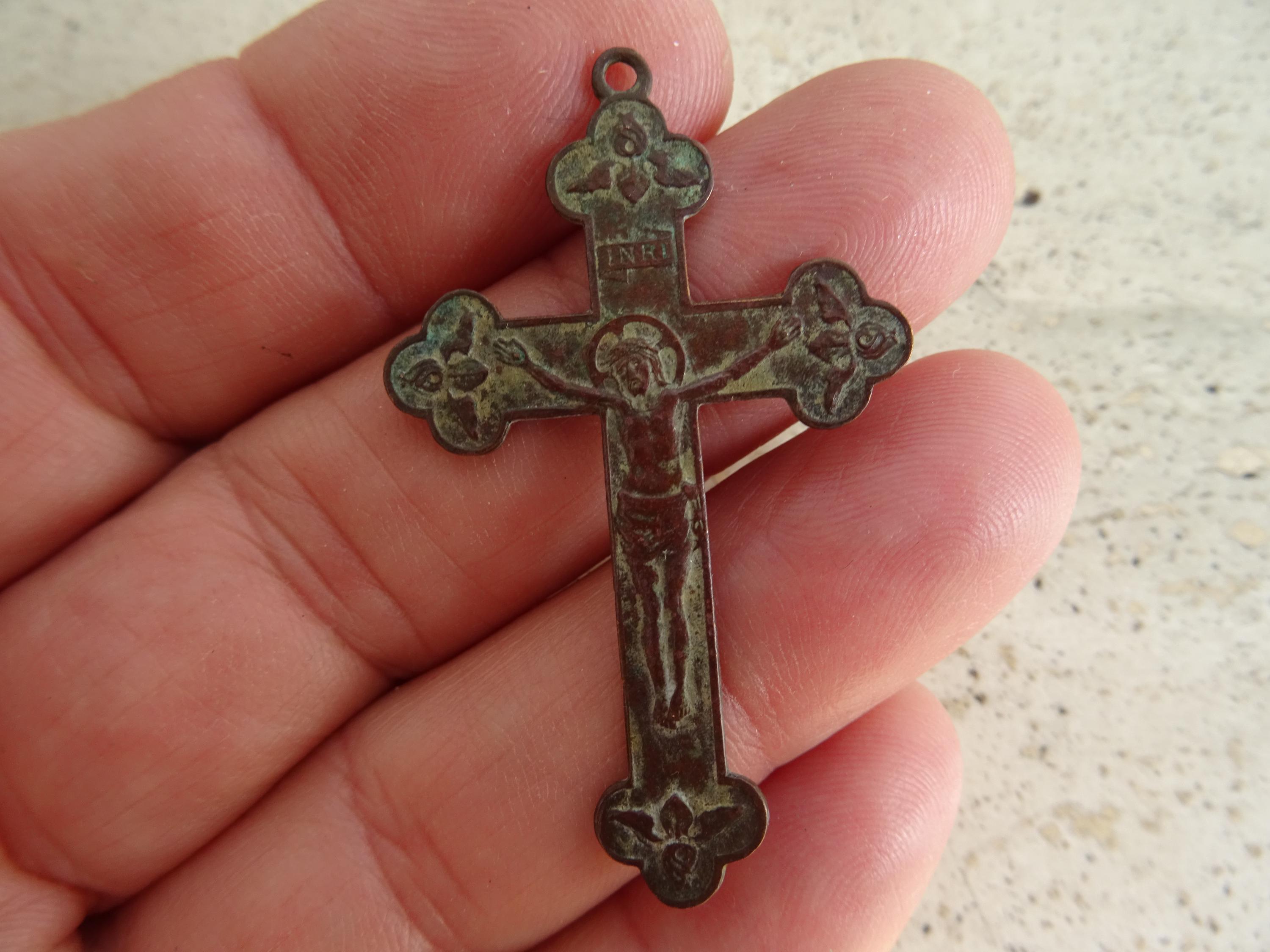 Rare religious antique French catholic copper crucifix pendant cross pectoral cross Holy Jesus Christ toujours Seigneur IHS. (  T 5 )