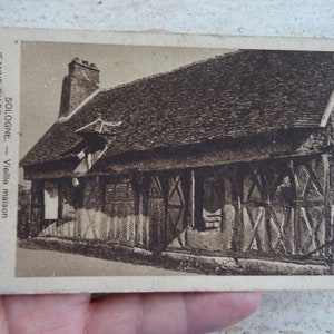 Antieke Franse gebruikte ansichtkaart met huis in Sologne waar Jeanne d'Arc Jeanne d'Arc verbleef. (G40)