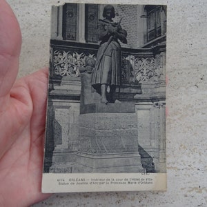 Antigua postal francesa usada con estatua de Juana de Arco Juana de Arco con espada de recuerdo de Orleans. ( G 10 )