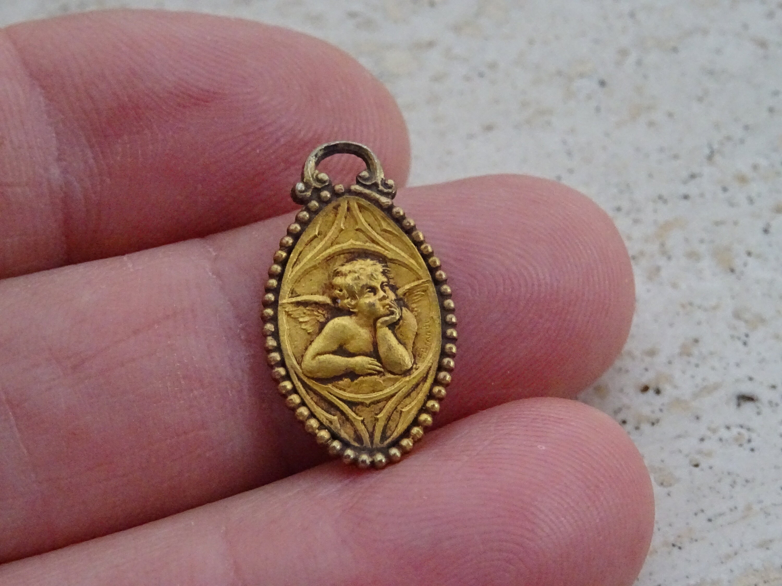 Médaille Adorable En Argent Avec Angelots - Style Cosmique Années 70/80