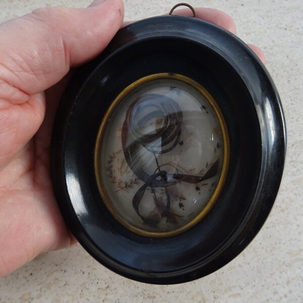 Antique French relic reliquary shrine medal Napoleon III of hair memento made by a master hairdresser. ( 7 )