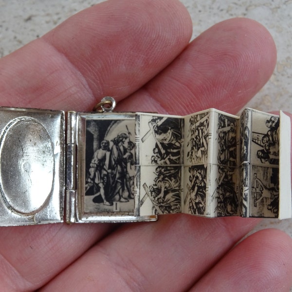 Religious antique French booklet relic with black and white photos of the Passion of Jesus Christ  Stations of the Cross Crucifixation. 9