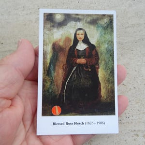 Religiöse Reliquienkarte Schrein mit Reliquie aus Stoff der Seligen Schwester Rosa Flesch.   (ZZ-33)