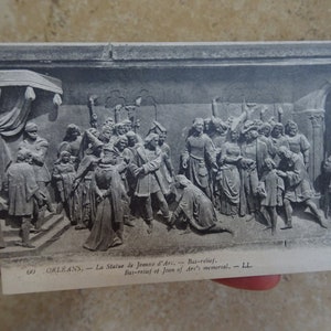 Postal francesa antigua sin usar con estatua conmemorativa de Juana de Arco Juana de Arco recuerdo de Orleans. ( 19 )