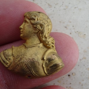 Religious antique French gold plated catholic plaque token medal pendant of Saint Joan of Arc  Jeanne d&#39;Arc.  ( Z 8  )