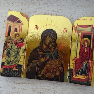 Religious catholic wooden triptych chapel altar shrine for travelers of Holy Virgin Mary. ( 5 )