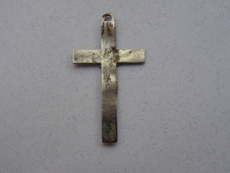 Lot De 30 Breloques Crucifix En Argent Antique – Pour Création De Bijoux, Colliers, Bracelets Et Décoration