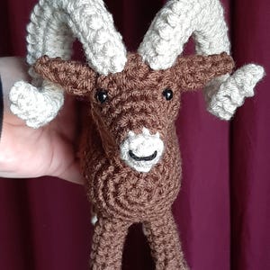 Crochet Ram Plush: Aries Zodiac Sheep Mascot Toy, Customizable Colors
