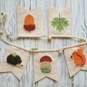 Flags, Textile Garland, Punch needle, Needlepunch Embroidery, Felt, Forest, Animal, Nursery decor, Playroom decor, Home decor, Gift idea