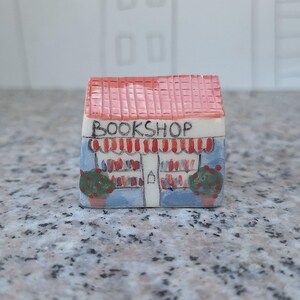 Small Pottery Bookshop, Small Bookshop House, Pottery Village Bookshop, Bookworm Home Decor